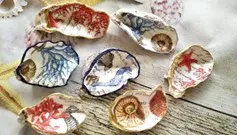 Decoupage oyster shells